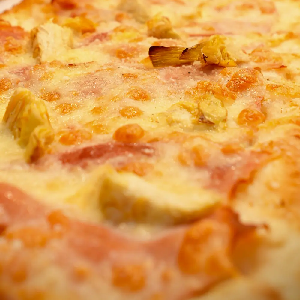 Pizza Alcachofas & Jamón cocido