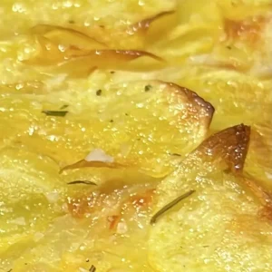 Pizza de Patata, Romero, Ajo y Scamorza